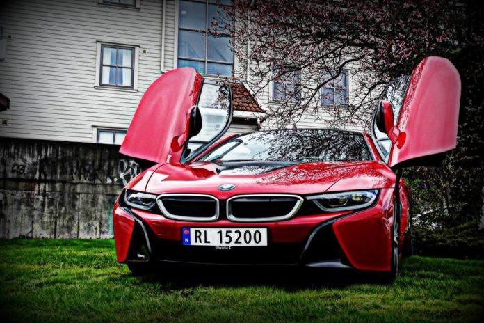 Jak jeździć po Norwegii i co grozi za złamanie przepisów. Jak jeździć po Norwegii i co grozi za złamanie przepisów.