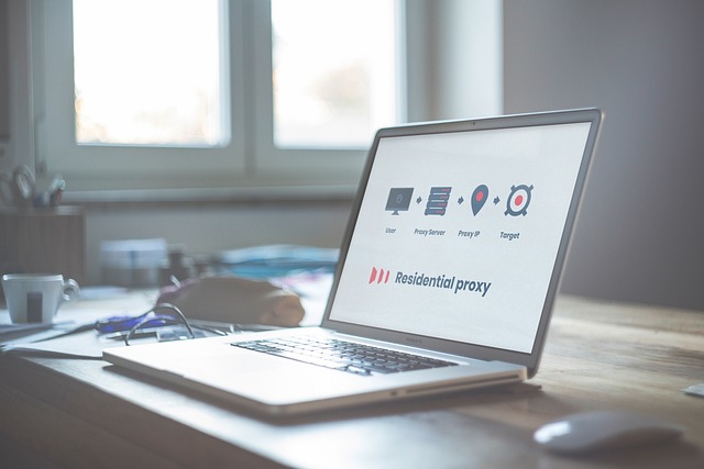 Zuckerberg zwalnia kolejne 10 tysięcy ludzi Zuckerberg zwalnia kolejne 10 tysięcy ludzi