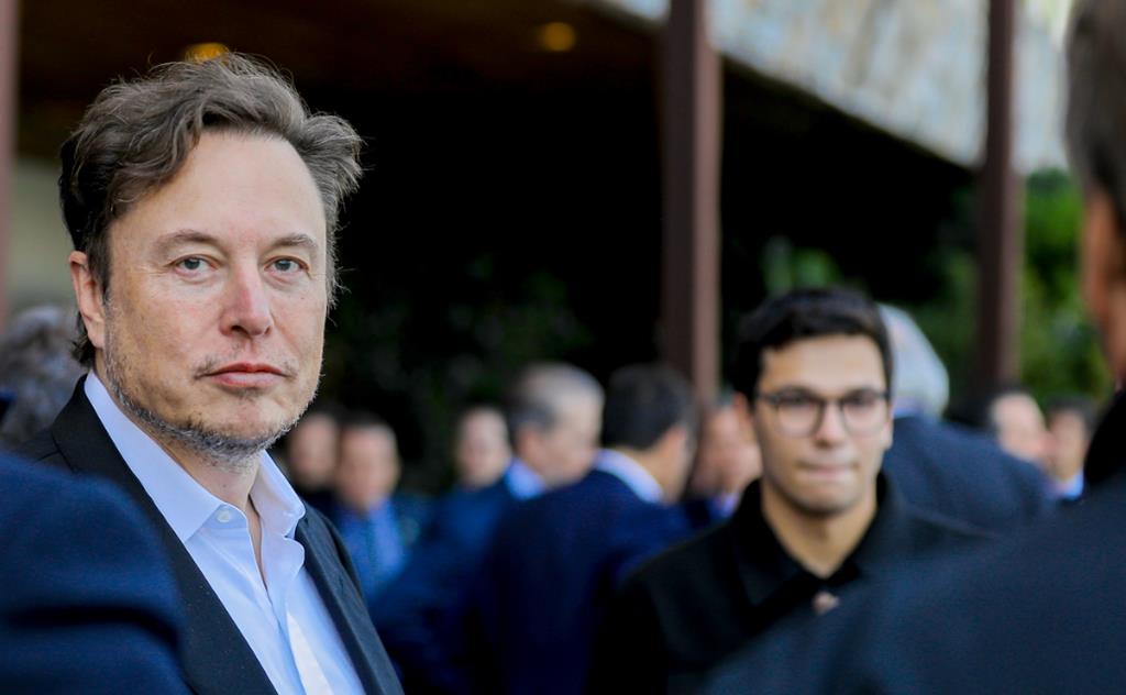 Elon Musk żali się, że przez stronniczość mediów nie może dojść sprawiedliwości Elon Musk żali się, że przez stronniczość mediów nie może dojść sprawiedliwości