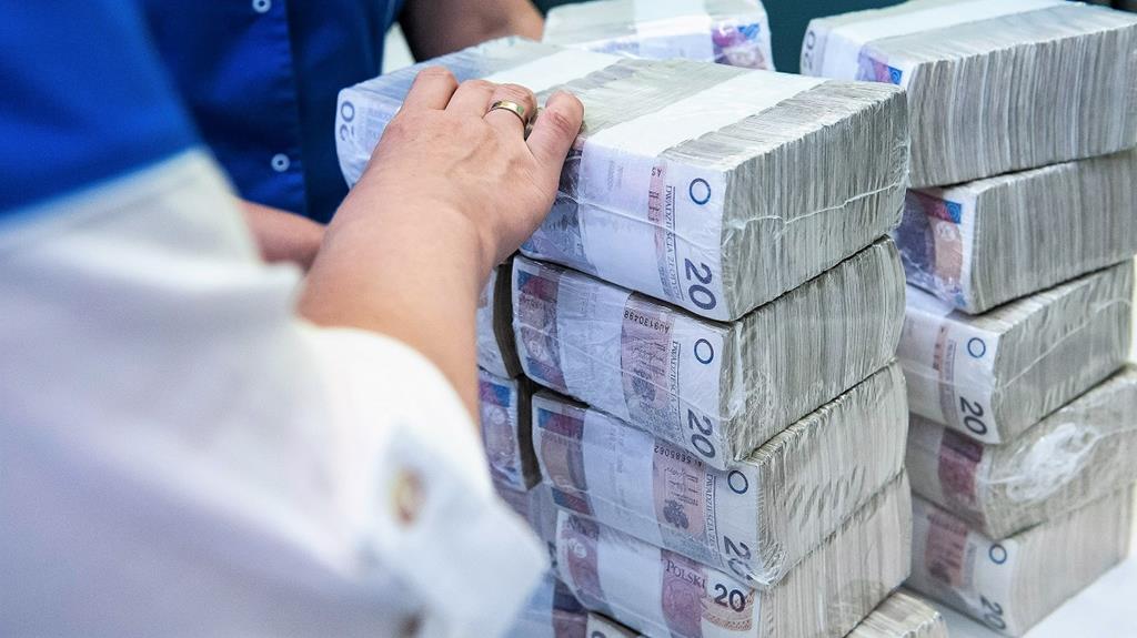 Fiskus zaczyna masowo blokować firmom konta Fiskus zaczyna masowo blokować firmom konta