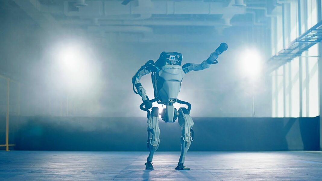 Dwunożny robot Atlas przechodzi do historii. Zobacz największe wpadki z jego udziałem Dwunożny robot Atlas przechodzi do historii. Zobacz największe wpadki z jego udziałem