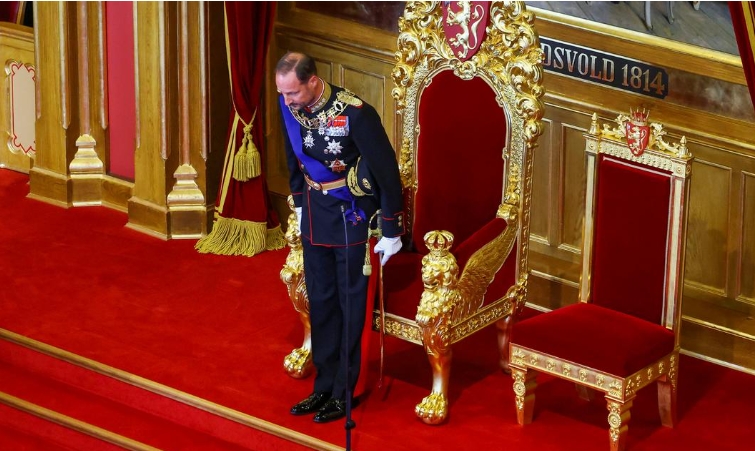 Książę z wykształceniem, pasierb z nagłówków i monarcha na cyfrowej fali: Oto król Haakon VIII! Książę z wykształceniem, pasierb z nagłówków i monarcha na cyfrowej fali: Oto król Haakon VIII!